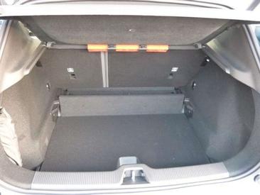 Volvo EX30 — photo 9