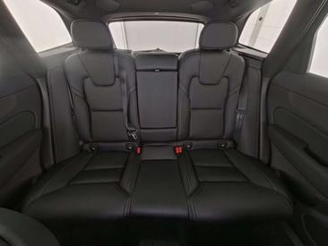 Volvo XC60 T8 Recharge AWD — photo 15