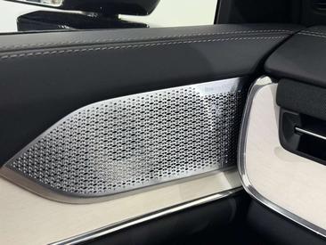 Volvo EX90 Twin Motor — photo 31
