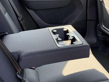 Volvo EX40 Single Motor Extended Range — photo 6