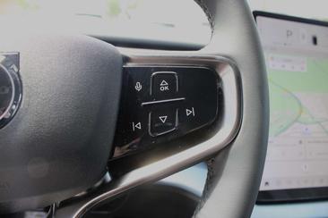 Volvo EX30 Single Motor Extended Range — photo 14