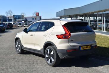 Volvo EX40 Single Motor Extended Range — photo 7