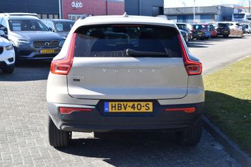 Volvo EX40 Single Motor Extended Range — photo 10