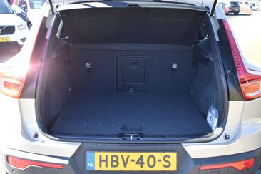 Volvo EX40 Single Motor Extended Range — photo 11