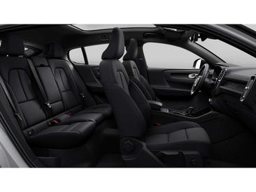 Volvo C40 Coupé SUV — photo 15