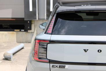 Volvo EX30 Single Motor — photo 7