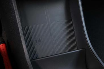 Volvo EX30 Single Motor Extended Range — photo 35