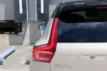 Volvo EX40 Single Motor Extended Range — photo 6