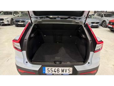 Volvo C40 Coupé SUV — photo 13