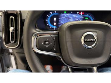 Volvo C40 Coupé SUV — photo 19