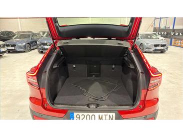 Volvo C40 Coupé SUV — photo 13