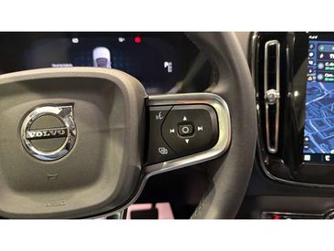 Volvo C40 Coupé SUV — photo 20