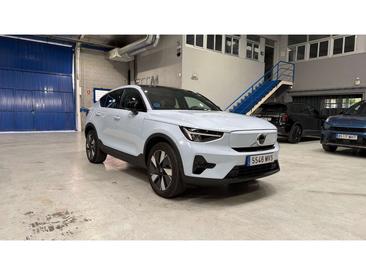 Volvo C40 Coupé SUV — photo 31