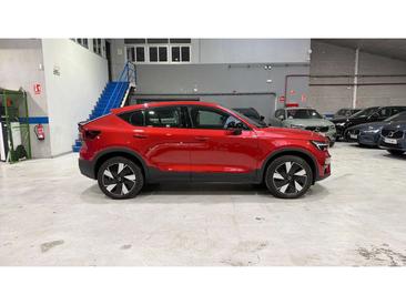 Volvo C40 Coupé SUV — photo 32