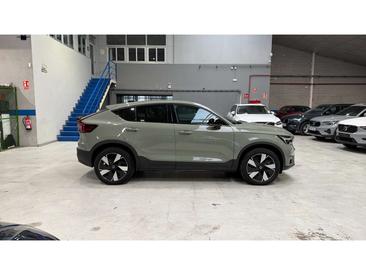Volvo EC40 Coupé SUV Single Motor Extended Range — photo 32