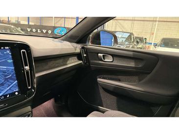 Volvo C40 Coupé SUV — photo 49