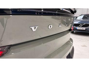 Volvo EC40 Coupé SUV Single Motor Extended Range — photo 43