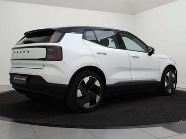 Volvo EX30 — photo 2