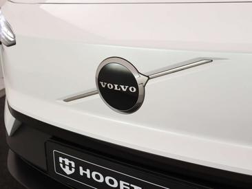 Volvo EX30 — photo 6