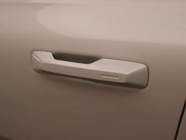 Volvo EX30 — photo 8