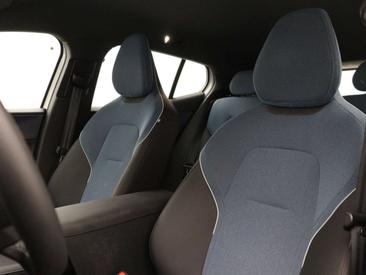 Volvo EX30 — photo 9