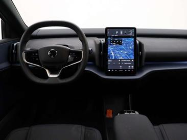 Volvo EX30 — photo 23