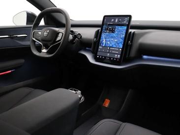 Volvo EX30 — photo 25