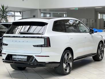 Volvo EX90 TWIN MOTOR PERFORMANCE — photo 3