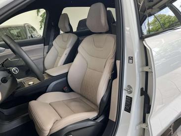 Volvo EX90 TWIN MOTOR PERFORMANCE — photo 14