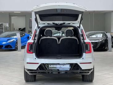 Volvo EX90 TWIN MOTOR PERFORMANCE — photo 18