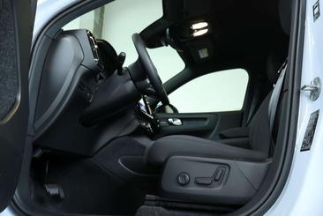 Volvo EX40 Single Motor Extended Range — photo 8