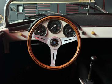 Porsche 356 Speedster — photo 17