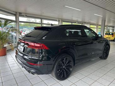 Audi SQ8 TFSI — photo 5