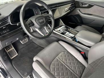 Audi SQ8 TFSI — photo 9