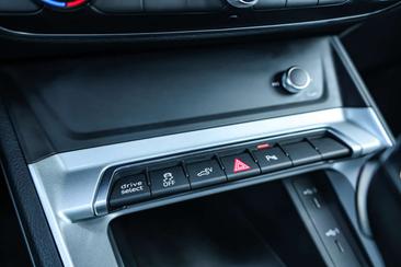 Audi Q3 35 TDI — photo 37