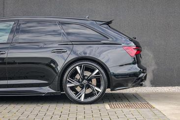 Audi RS6 avant — photo 12