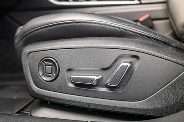 Audi RS6 avant — photo 19