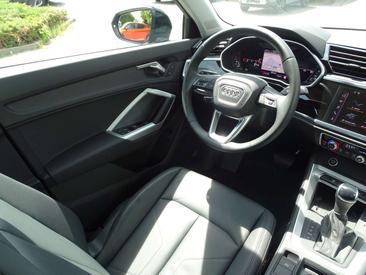 Audi Q3 35 TFSI — photo 38