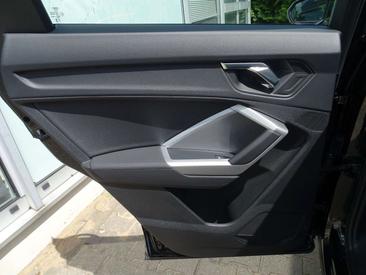 Audi Q3 35 TFSI — photo 44