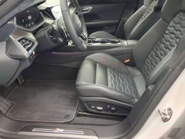 Audi E-tron GT Berline RS Quattro 440 KW — photo 3