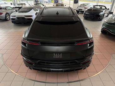 Lamborghini Urus S — photo 9