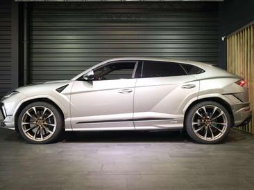Lamborghini Urus S — photo 7