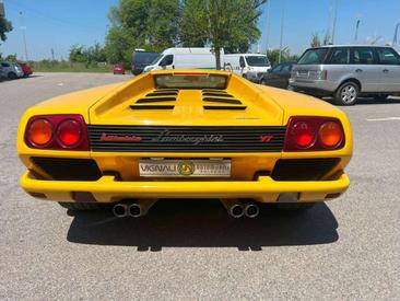 Lamborghini Diablo — photo 6