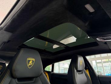 Lamborghini Urus S — photo 20