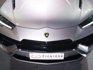 Lamborghini Urus S — photo 31