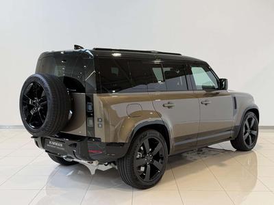 Land Rover Defender 130 D300 MHEV