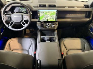 Land Rover Defender 130 D300 MHEV — photo 12