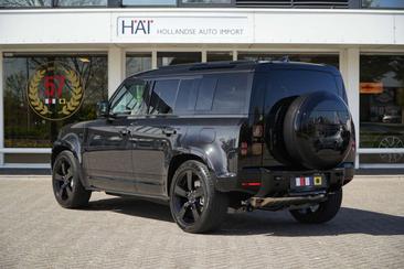 Land Rover Defender 110 P400e — photo 8