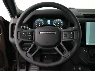 Land Rover Defender 130 D300 MHEV — photo 8