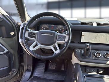 Land Rover Defender 110 P400e — photo 9